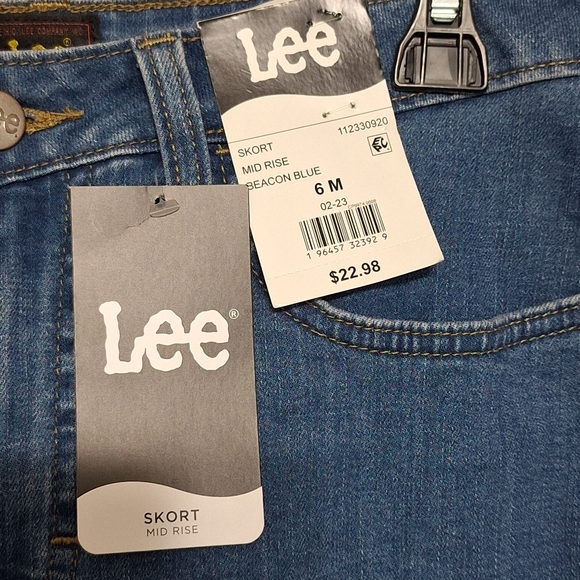 Lee Women’s Denim Skort Mini Straight Fit Jean Skirt - Picture 7 of 11